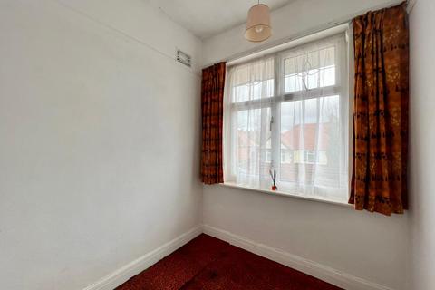 12 Lyncroft Way, Northampton, NN2 6LX