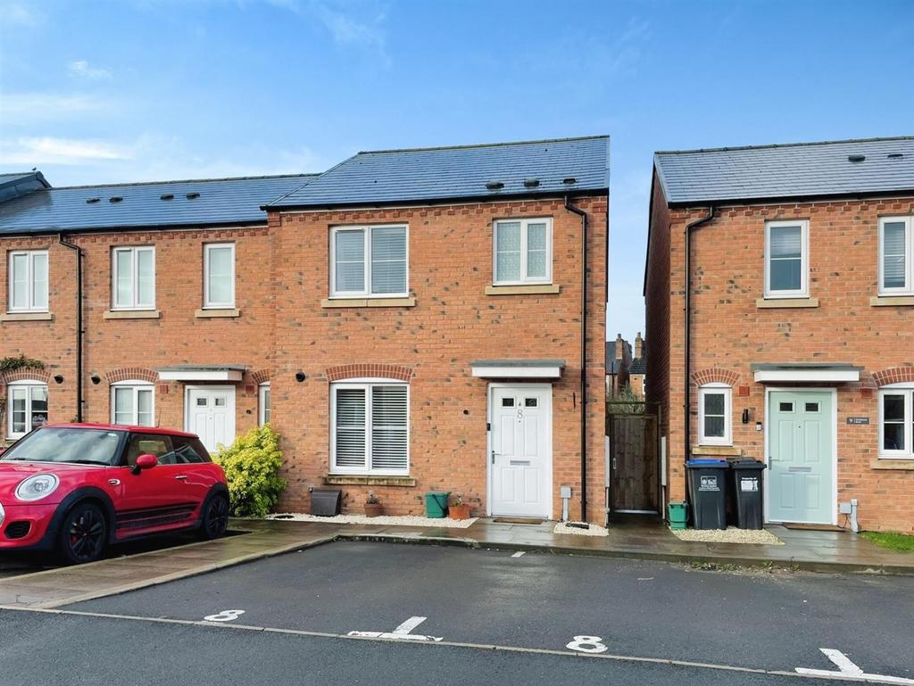 Hankinson Road, Warwick 3 bed end of terrace house for sale £325,000