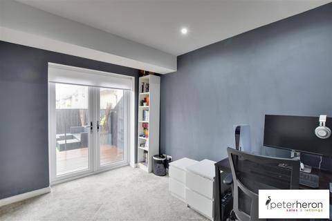 8 Barbary Drive, Sunderland, SR6 0RB