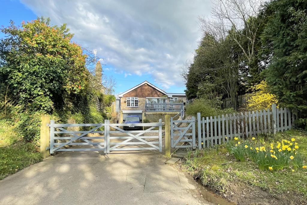 Ockley Lane, Keymer, Hassocks, West... 3 bed detached bungalow £695,000