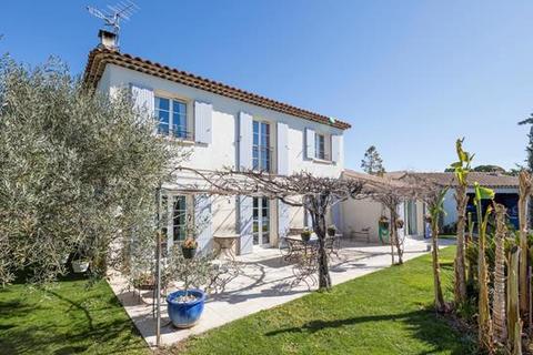 4 bedroom villa, Villelaure, Vaucluse, Provence-Alpes-Côte d'Azur