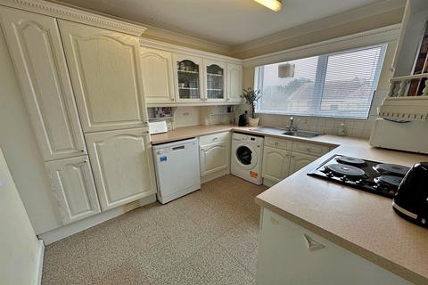 Flat 7, Canford Court, 7 Cliff Drive, Poole, BH13 7JD