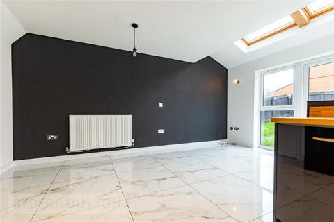 17 Oak Close, Chadderton, Oldham, OL9 7FH