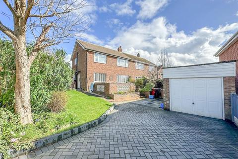 52 High Leys Road, Scunthorpe, DN17 2PZ