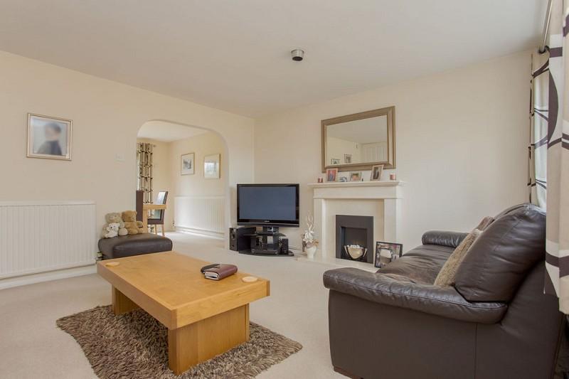 Cooper Thornhill Road, Stilton... 4 bed detached house £350,000