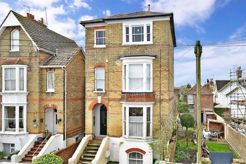 2 bedroom flat for sale, The Strand, Ryde, Isle of Wight