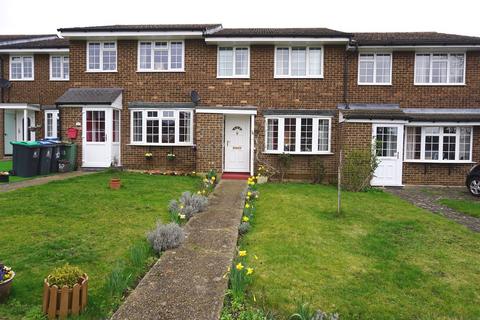 14 Hurst Close, Chessington, KT9 1XE