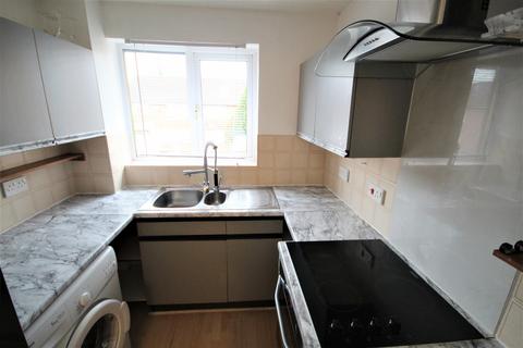 Studio to rent, Brewery Close, Wembley, Middlesex, HA0