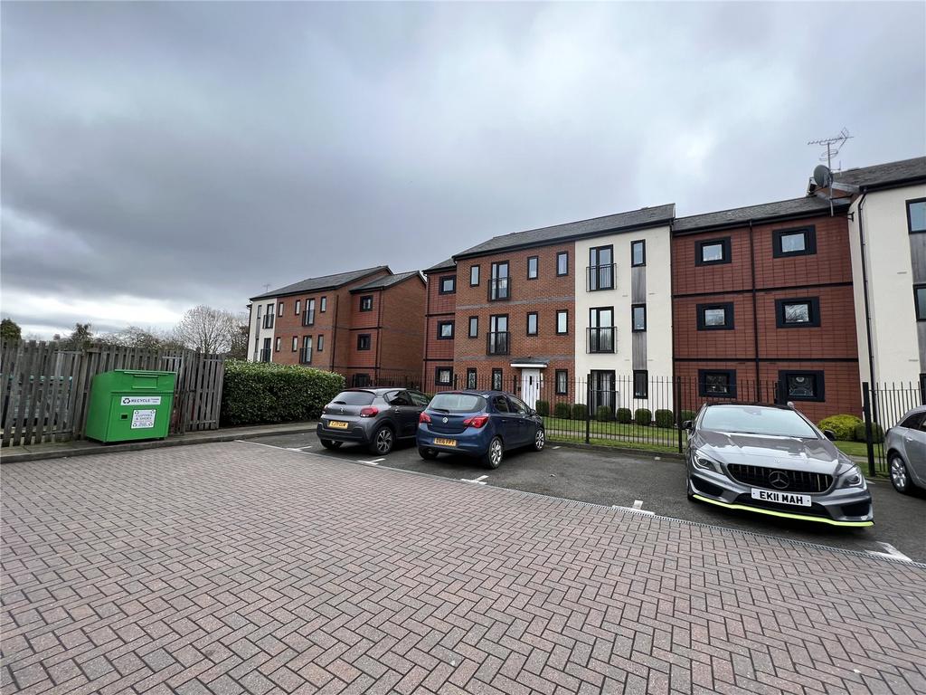 Deans Gate, Willenhall, West Midlands, WV13 2 bed apartment £825 pcm