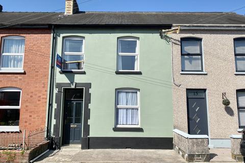 3 bedroom terraced house for sale, College View, Llandovery, Carmarthenshire.