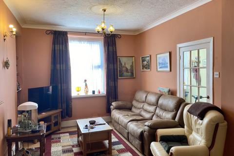 3 bedroom terraced house for sale, College View, Llandovery, Carmarthenshire.