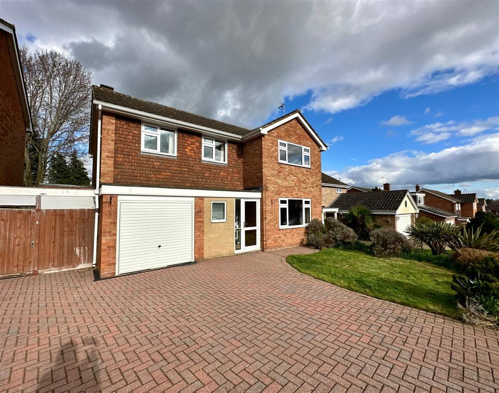 Lime Grove, Kirby Muxloe 4 bed detached house for sale £475,000