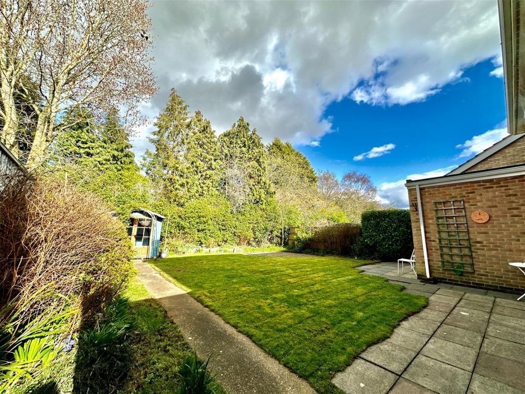 Lime Grove, Kirby Muxloe 4 bed detached house £475,000