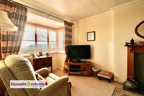 136 Beverley Way, Peterlee, SR8 2AY