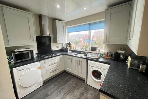9 Andrew Close, Halifax, HX3 9RT