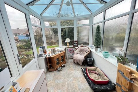 9 Andrew Close, Halifax, HX3 9RT