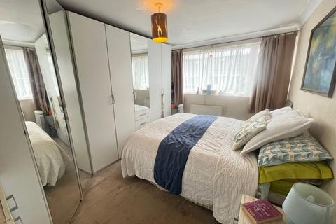 9 Andrew Close, Halifax, HX3 9RT