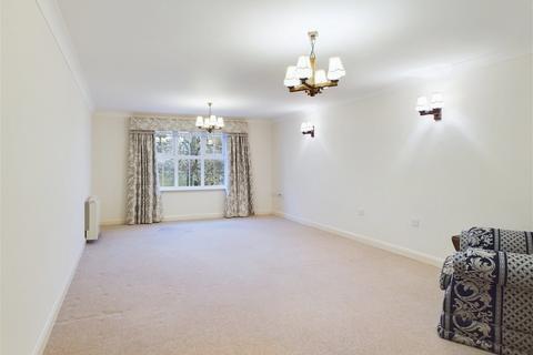 3 bedroom apartment for sale - 10 Aughton Park Drive, Aughton, Ormskirk, Lancashire, L39 5RD