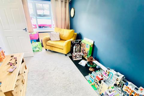 35 Hallfield Drive, Peterlee, SR8 3DB