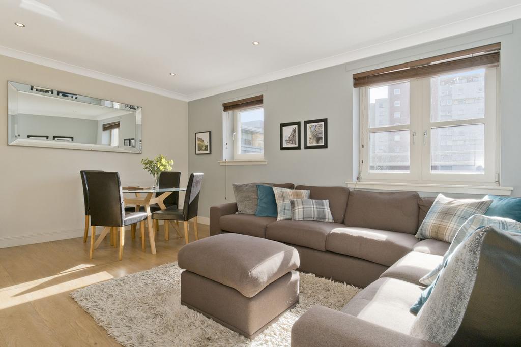 Flat 1, 65, Holyrood Road, Edinburgh, EH8 8AU 2 bed flat for sale £