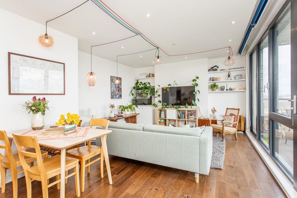 Reception/Dining Area