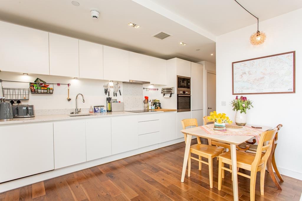 Kitchen/Dining Area