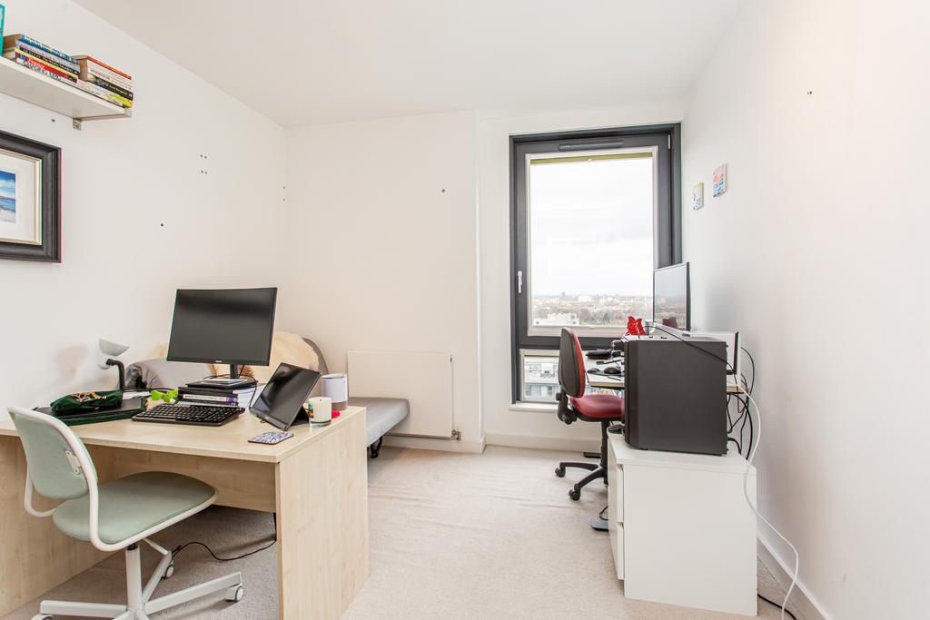 Home Office/bedroom