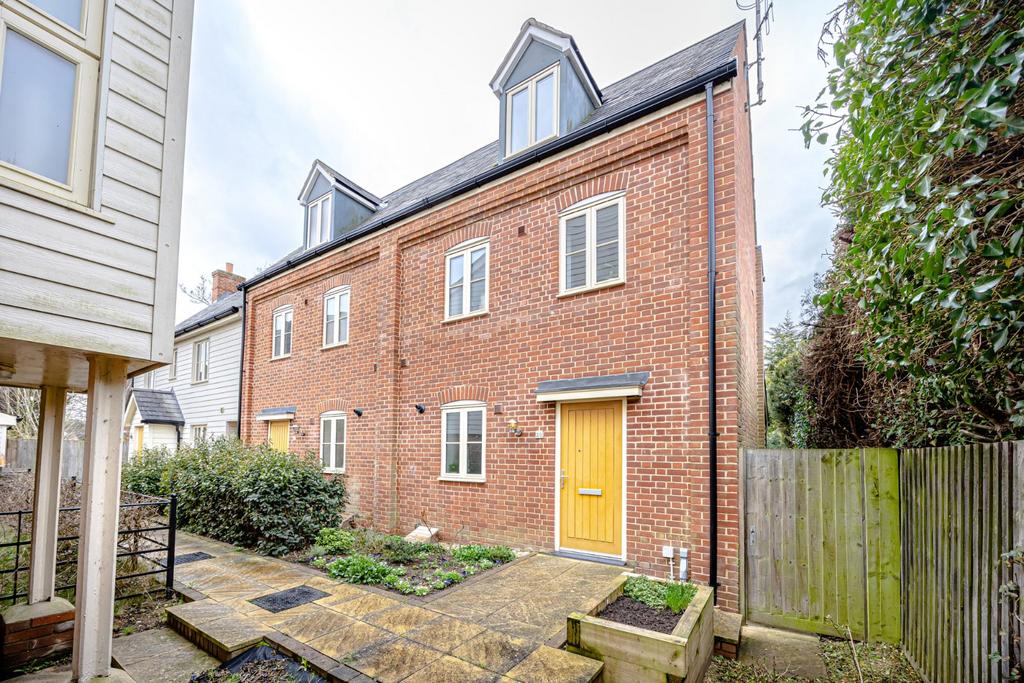 The Maltings, Station Road, Newport, Saffron Walden, CB11 2 bed end of terrace house for sale