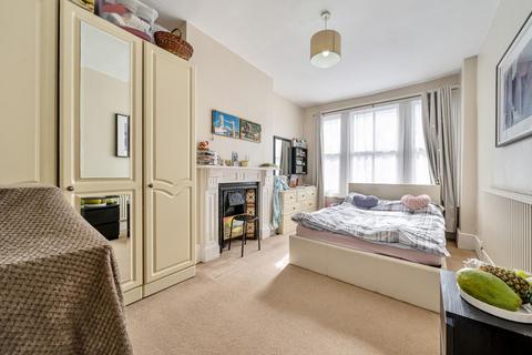 50 Ashbourne Road, Mitcham, CR4 2BA