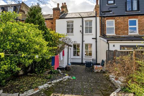 50 Ashbourne Road, Mitcham, CR4 2BA