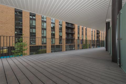 2 bedroom apartment to rent, Starboard Way, London, E16