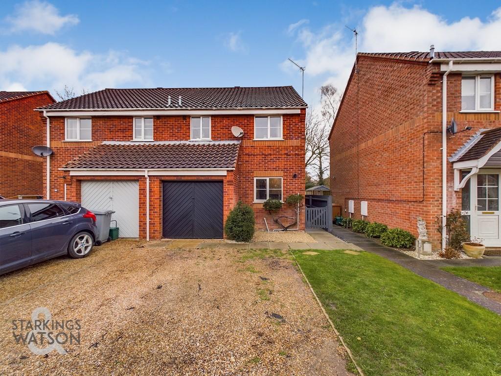 High Way, Lingwood, Norwich 3 bed semidetached house for sale £275,000