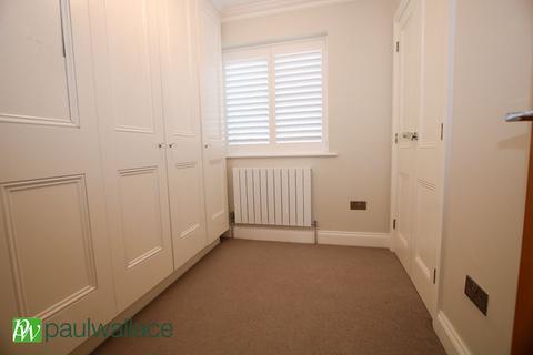 24 Welsummer Way, Cheshunt, Waltham Cross, EN8 0UG