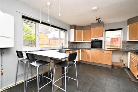 1 Crawts Road, Overton, Basingstoke, RG25 3LN