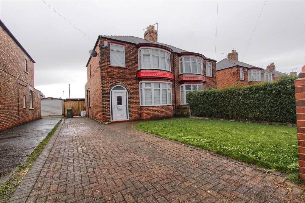 Lanehouse Road, Thornaby 3 bed semidetached house £725 pcm (£167 pw)