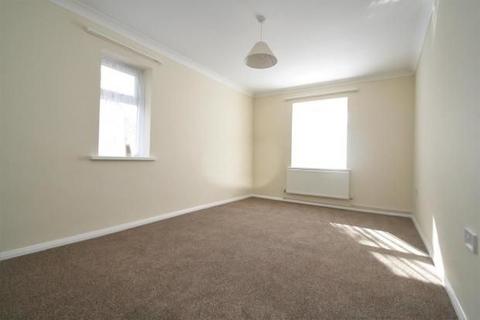 3 bedroom bungalow to rent, Repton Close