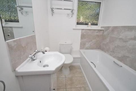 3 bedroom bungalow to rent, Repton Close