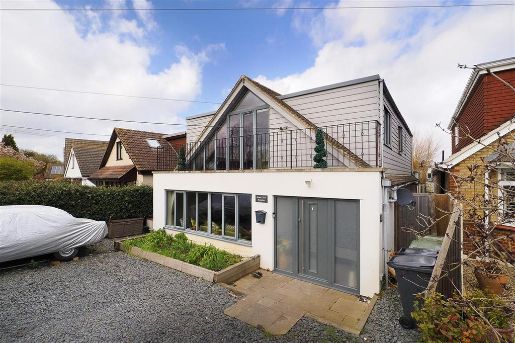 Green Court Bungalow, Lane, Bredhurst 4 bed detached house for
