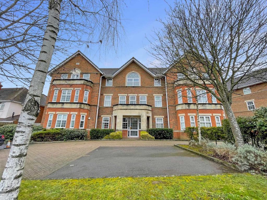 Wokingham Road, Reading 2 bed flat for sale £285,000