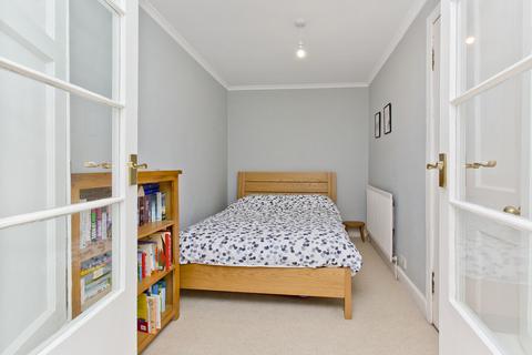 2a Royal Crescent, Edinburgh, EH3 6PZ
