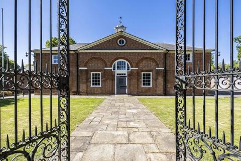 undefined, Foots Cray Place, London, DA14