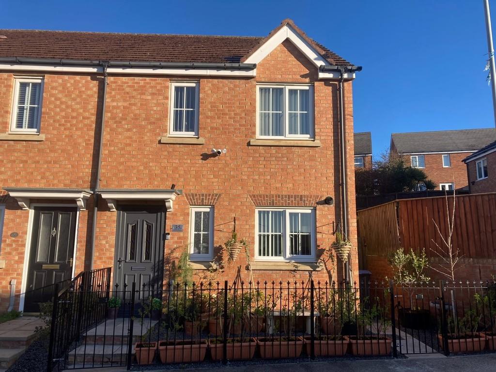 Orwell Gardens, South Stanley, Co. Durham 3 bed semidetached house for