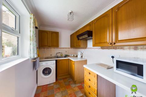 2 bedroom ground floor flat for sale - Whitehaven Court 22 Crook Log, Bexleyheath  DA6 8BJ