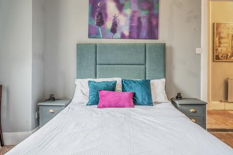 3 bedroom serviced apartment to rent - Tay Street, Edinburgh EH11