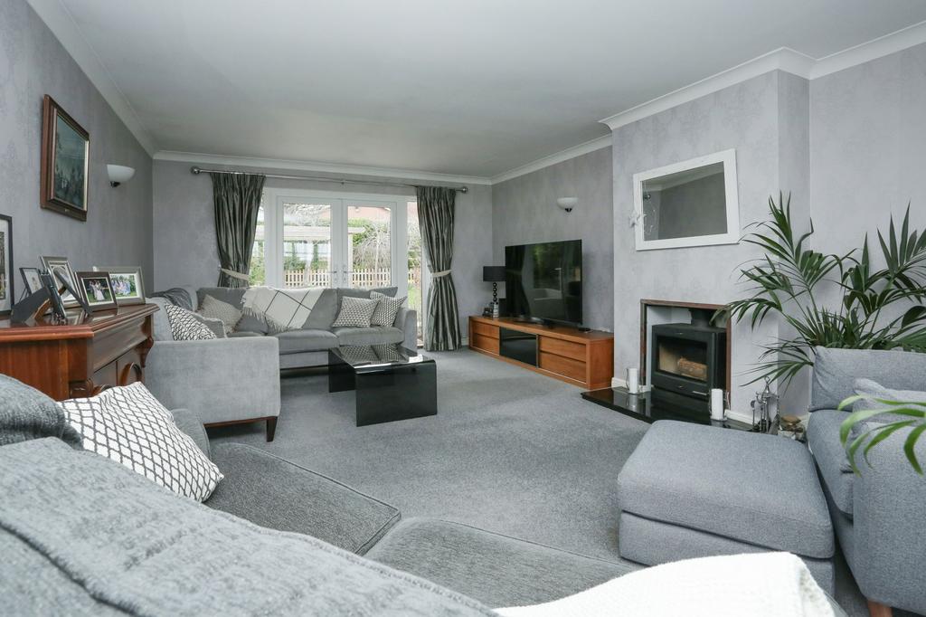 North Foreland Avenue, Broadstairs, CT10 4 bed detached house for sale