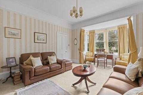 5 Abbey Hill, Netley Abbey, Southampton, SO31 5FB