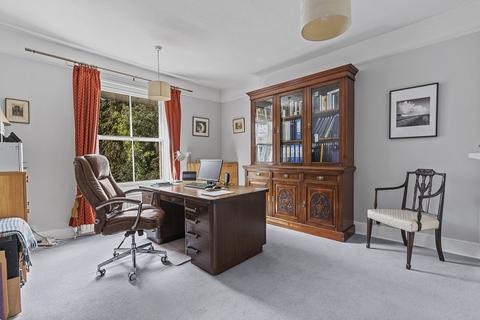 5 Abbey Hill, Netley Abbey, Southampton, SO31 5FB