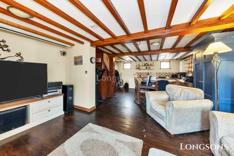 3 bedroom terraced house for sale, London Street, Swaffham