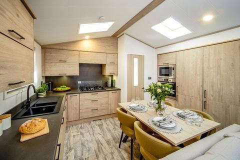 2 bedroom lodge for sale, Tregoad Holiday Park