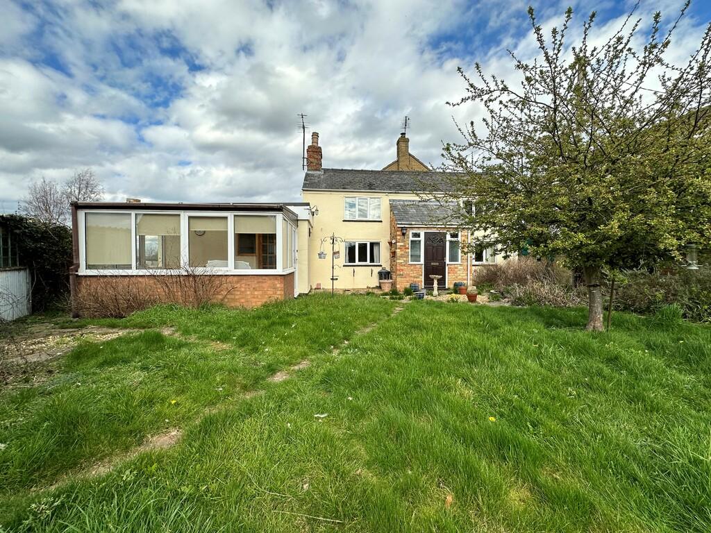 Aldreth Road, Haddenham, Ely CB6 3PW 2 bed detached house for sale £